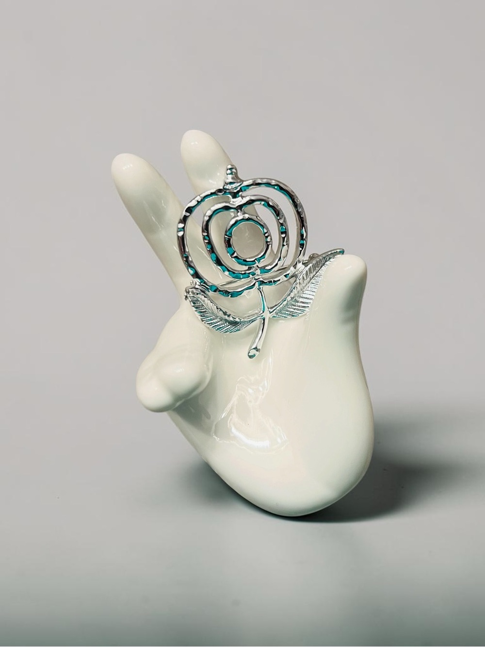Sarah Coventry Silver Tone Botanical Brooch